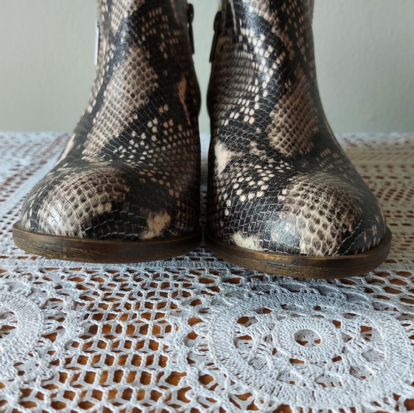 LUCKY BRAND Leather Ankle Snakeskin Bootie Double Zipper Stacked Block Heel Sz 8 - Picture 7 of 14